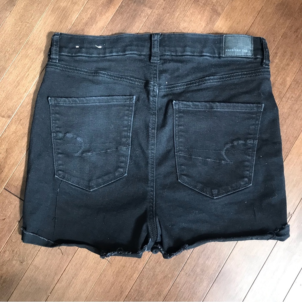 American Eagle Next Level High-Waisted Denim Short. Black, size 12